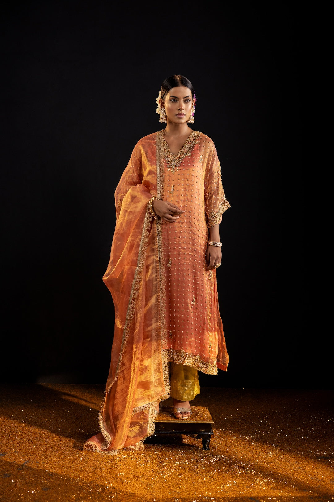 Rawiya choga set - Injour