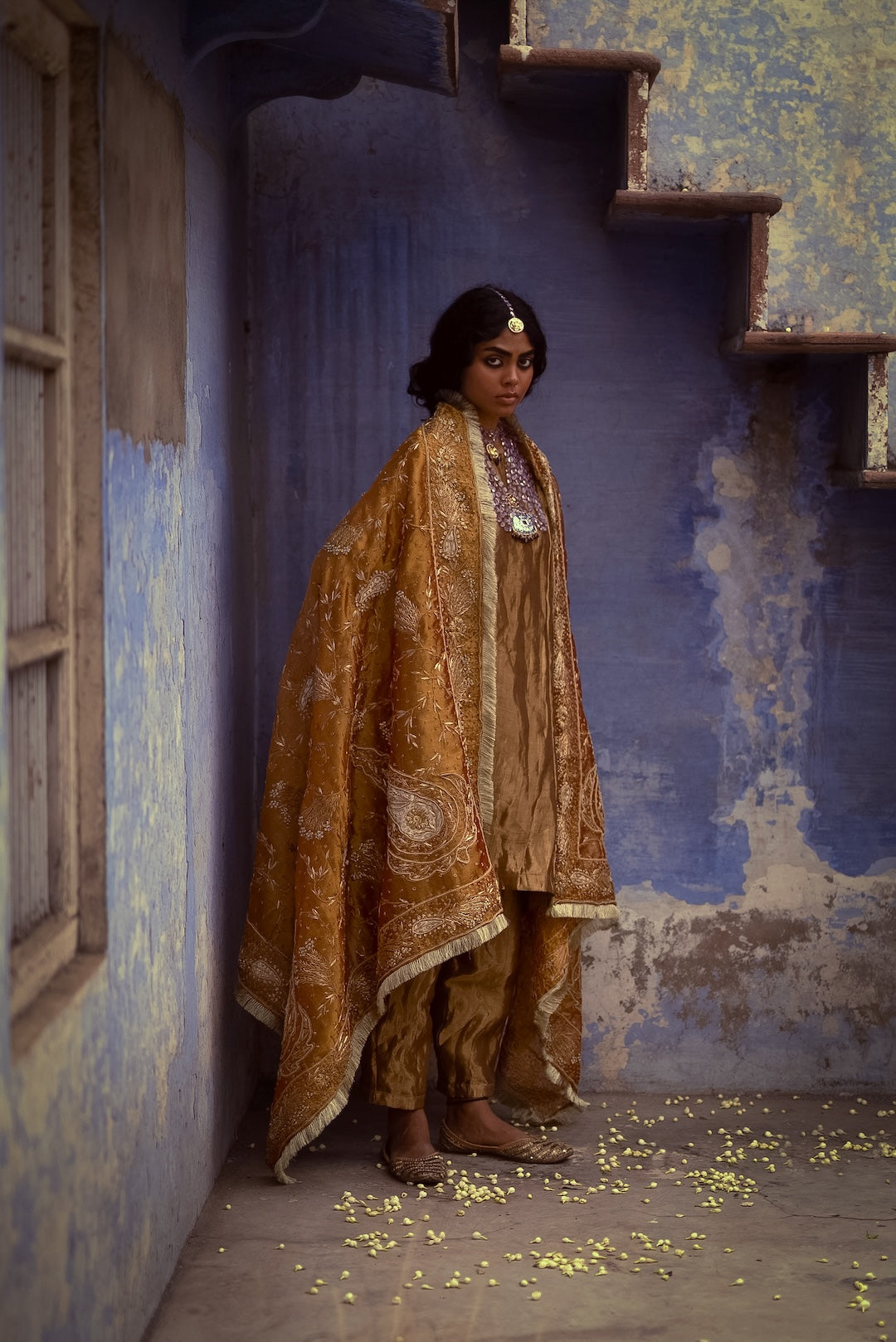 Mahira Chaadar - Injour