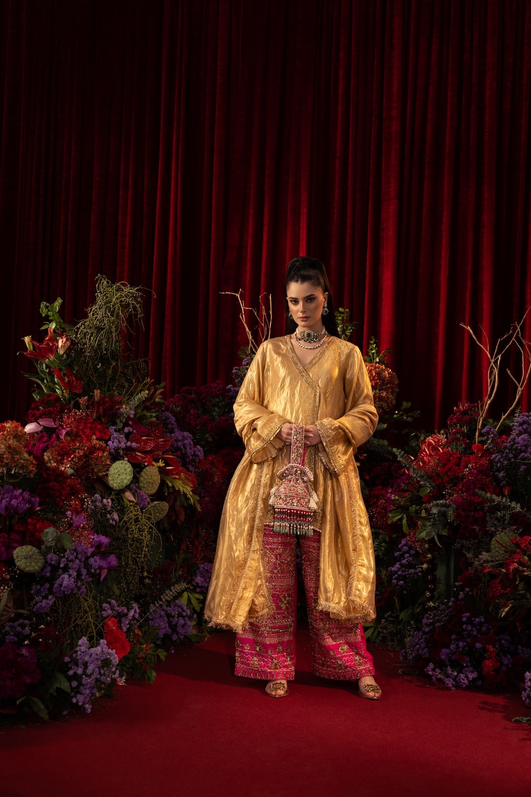 Bahaar Kurta Set - Injour