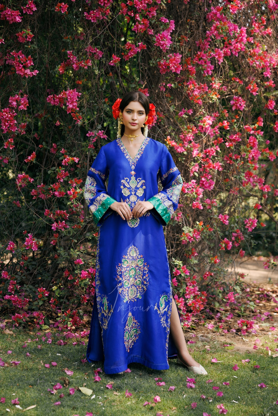 Nilufer Kaftan - Injour